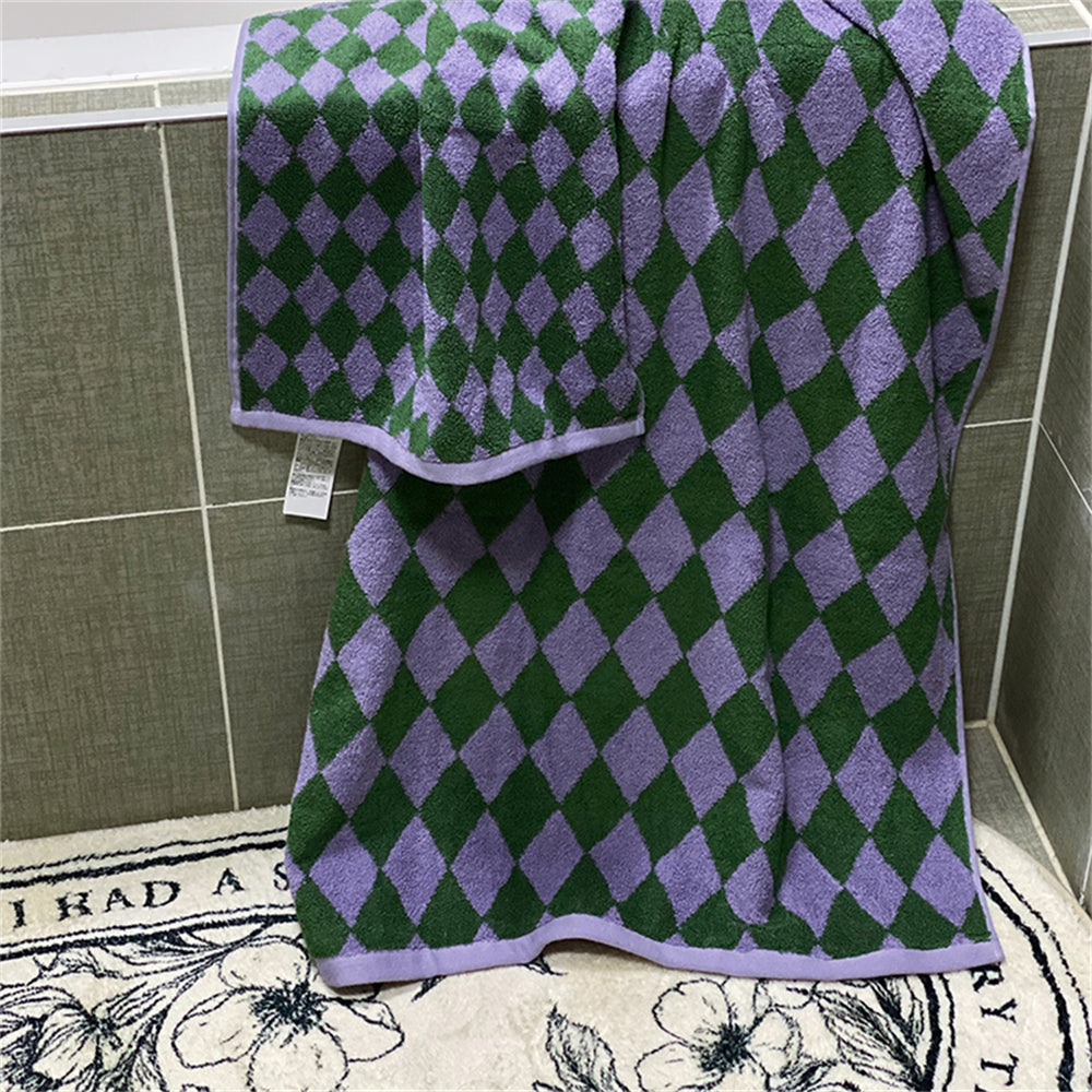 DIAMOND checkered beach towel