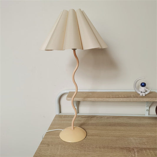 UMBRELLA Small Shade Pleated Table Lamp